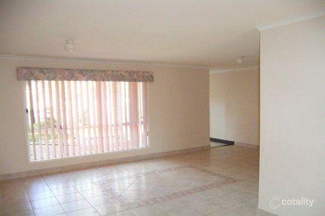 Property photo of 13 Leesa Court Highland Park QLD 4211