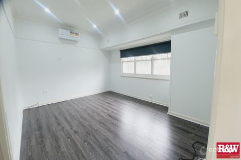 Property photo of 32 Dan Crescent Lansvale NSW 2166