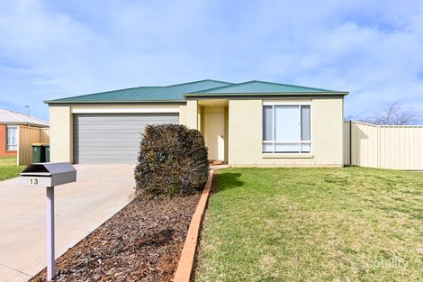 Property photo of 13 Howlong Crescent Griffith NSW 2680