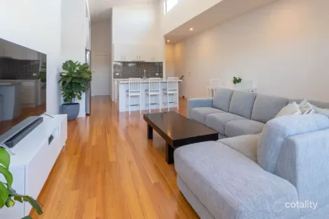 Property photo of 2 Barnsley Close Lilydale VIC 3140