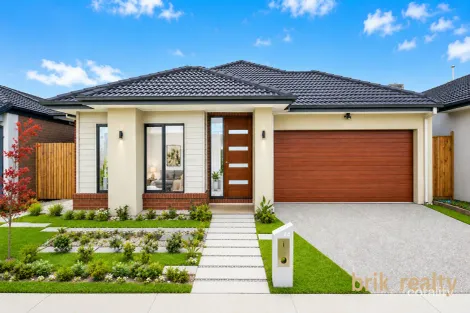 44 Belmore Pde, Mickleham, VIC 3064