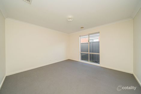 Property photo of 33 Morphetville Street Clyde North VIC 3978