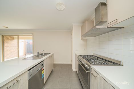 Property photo of 33 Morphetville Street Clyde North VIC 3978