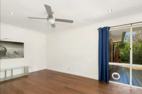 Property photo of 29 Eastern Court Helensvale QLD 4212