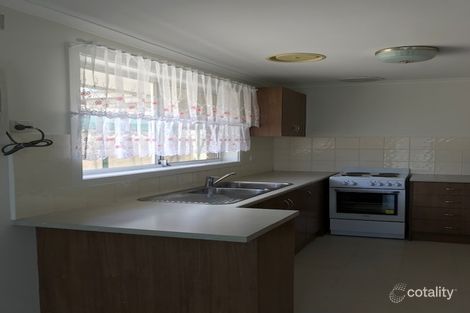 Property photo of 18 Stevenage Crescent Deer Park VIC 3023