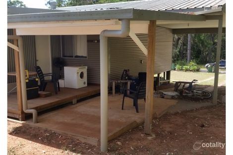 16 Nicholas St, Russell Island, QLD 4184