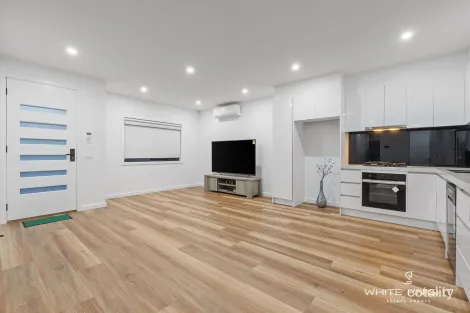 Property photo of 2/100 Links Street Sunshine West VIC 3020