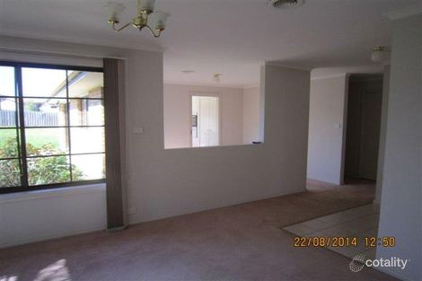 Property photo of 32 The Boulevard Gisborne VIC 3437