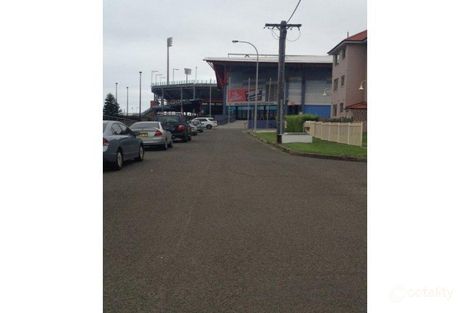 Property photo of 12/6 Parkside Avenue Wollongong NSW 2500