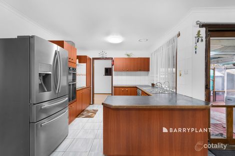 Property photo of 14 Dalvana Court Hampton Park VIC 3976