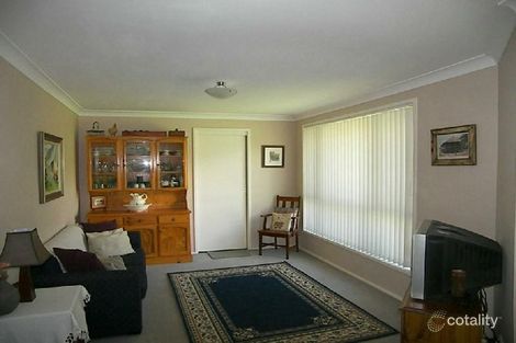 Property photo of 3 Gloucester Circuit Albion Park NSW 2527