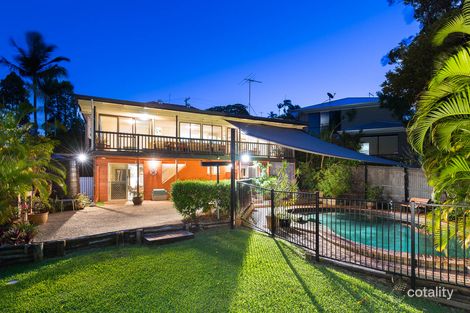 15 Hebe St, Bardon, QLD 4065