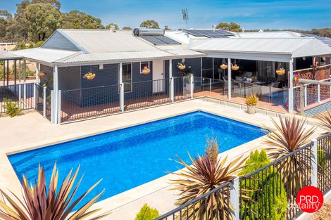 Property photo of 25 Wattle Grove Neilborough VIC 3570