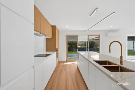 Property photo of 6 Gawain Drive Ormeau QLD 4208