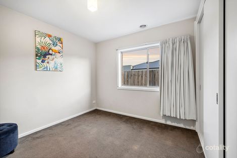 Property photo of 13 Creek View Close Mount Clear VIC 3350