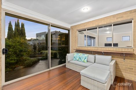 Property photo of 15 Royal Oak Court Mulgrave VIC 3170