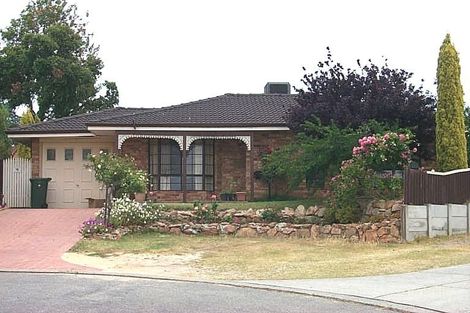 26 Macalister Gdns, Mirrabooka, WA 6061