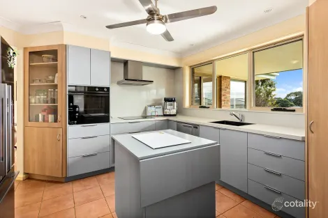Property photo of 25 Mystics Drive Shell Cove NSW 2529