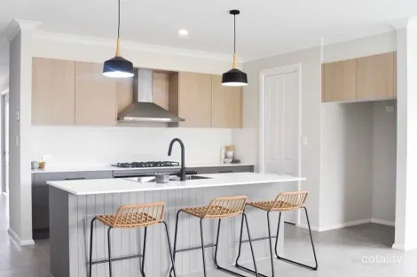 Property photo of 4A Asil Close Spring Farm NSW 2570