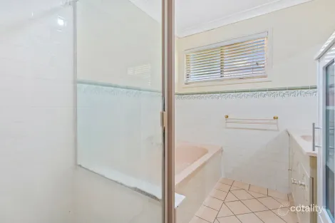 Property photo of 10 Helisma Court Mount Warren Park QLD 4207