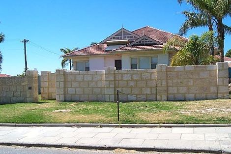 Property photo of 16 Lawlor Road Attadale WA 6156