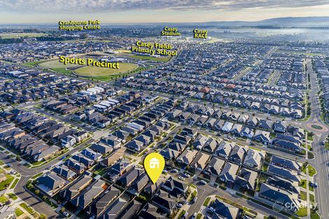 Property photo of 42 Yellow Robin Circuit Cranbourne East VIC 3977