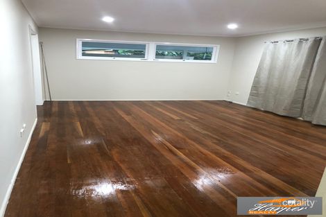Property photo of 28-30 Brisbane Street Kingston QLD 4114
