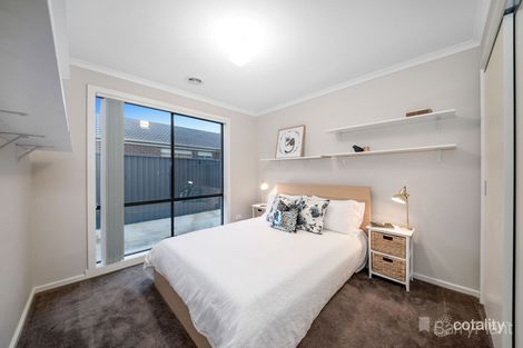 Property photo of 79 The Parkway Pakenham VIC 3810