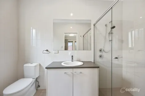 Property photo of 10 Uplands Drive Murray Bridge SA 5253