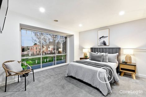 Property photo of 63 The Lakes Boulevard South Morang VIC 3752