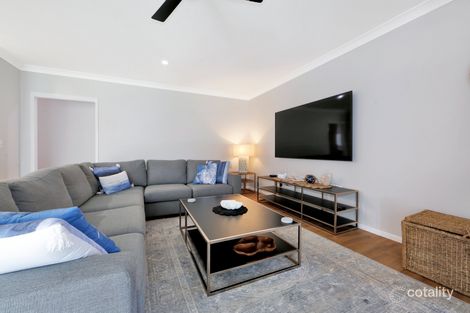 Property photo of 7 Parraweena Court Point Vernon QLD 4655