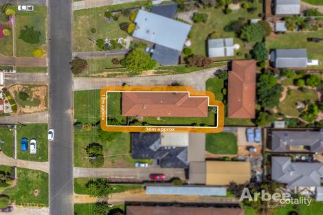 1/6 Russell St, Darley, VIC 3340