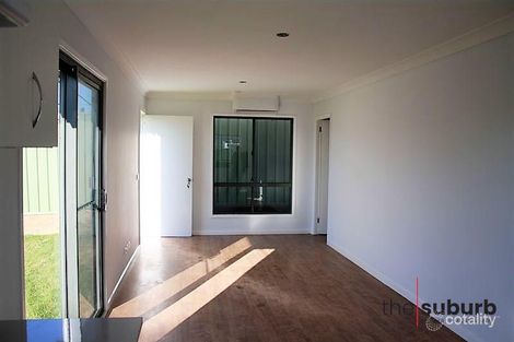 Property photo of 13 Oxford Street Cambridge Park NSW 2747