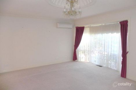 Property photo of 2/33 Fernhill Street Glen Waverley VIC 3150