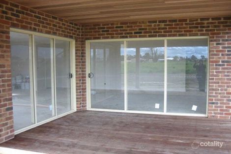 Property photo of 24 Redgum Drive Kerang VIC 3579