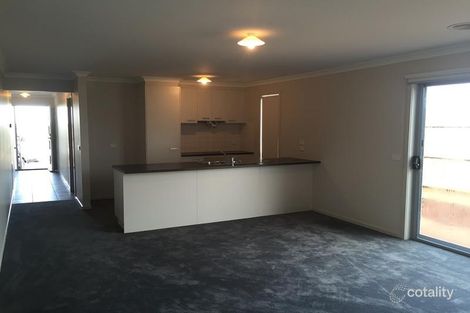 Property photo of 42 Stringybark Avenue Wallan VIC 3756