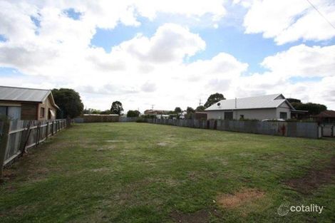 Property photo of 18 Holden Street Camperdown VIC 3260