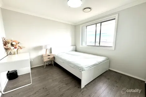 Property photo of 81 Ludhiana Glade Schofields NSW 2762