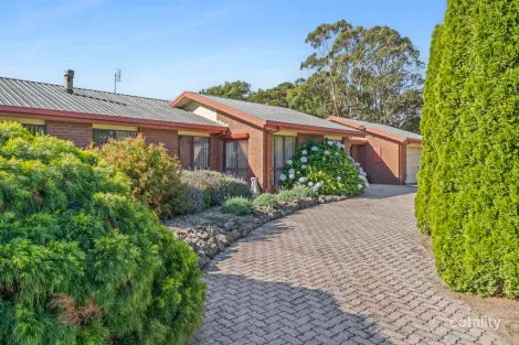 8 Bond St, Timboon, VIC 3268