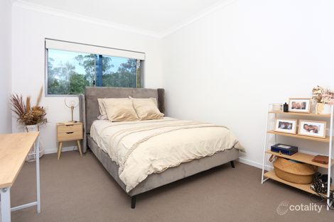 Property photo of 2213/397 Christine Avenue Varsity Lakes QLD 4227