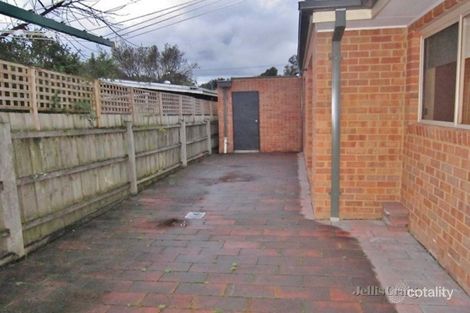 Property photo of 8 Rialton Avenue Blackburn North VIC 3130
