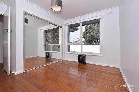 Property photo of 27 Hayman Avenue Seaford VIC 3198