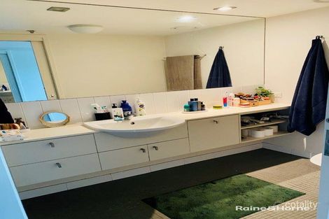 Property photo of 3025/3 Parkland Boulevard Brisbane City QLD 4000
