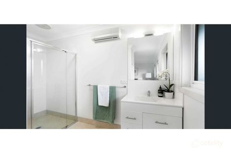 Property photo of 1/1-9 Burns Road Ourimbah NSW 2258