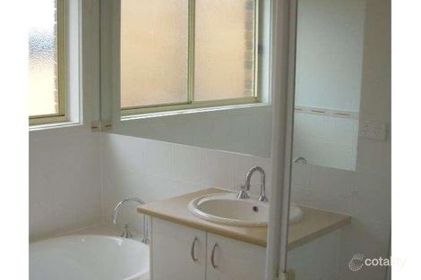 Property photo of 33 Boronia Avenue Cranbourne VIC 3977