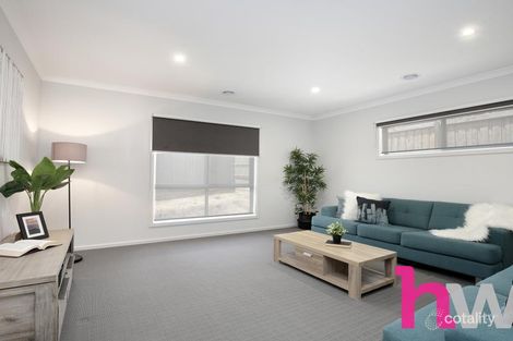 Property photo of 11 Woolondoon Drive Highton VIC 3216