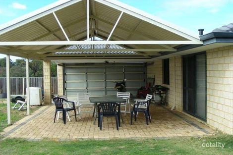 Property photo of 11 Durrington Glade Clarkson WA 6030