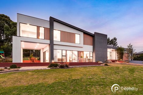 9 Rade Macut Ct, Narre Warren North, VIC 3804