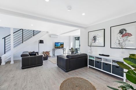 Property photo of 27 Adelaide Street Tumbi Umbi NSW 2261