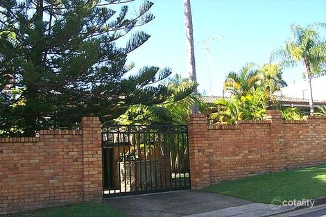 11 Jane St, Southport, QLD 4215